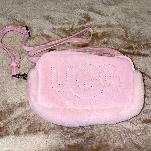Pink Ugg Purse - Picture 1 of 2